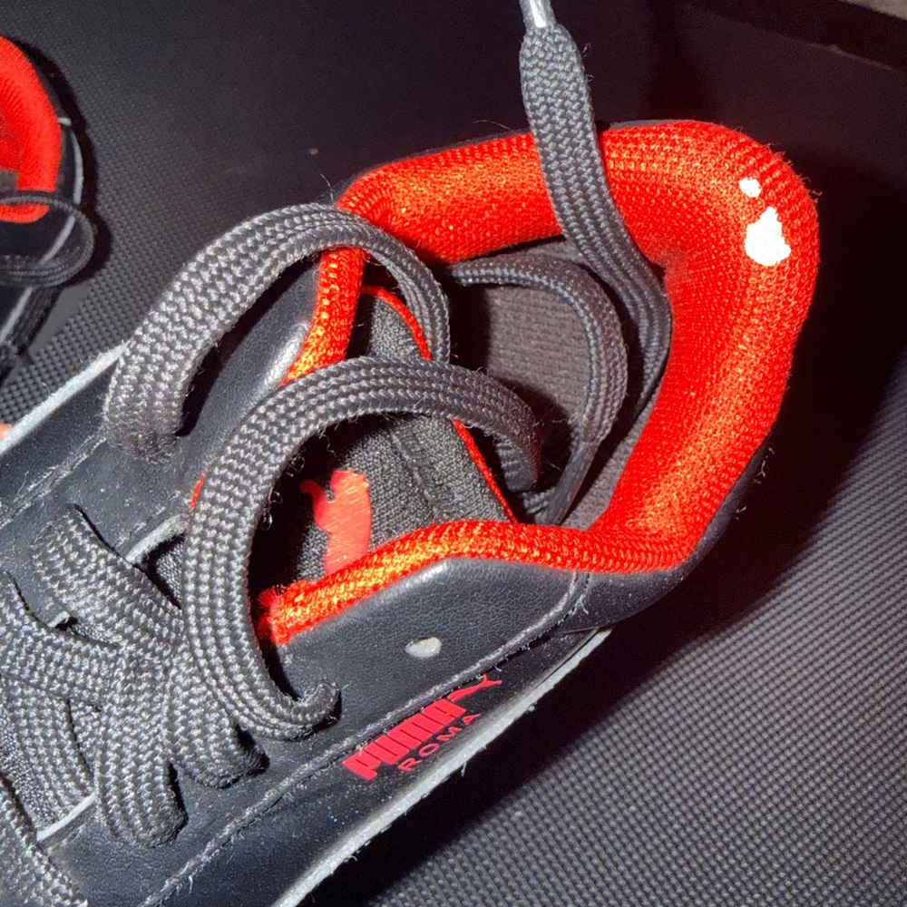 Puma Kids Black Sneakers with Red Lining and Accent - Picture 3 of 7